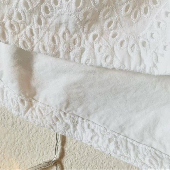 NWOT EXPRESS WHITE EYELET JUMPSUIT - Picture 10 of 13